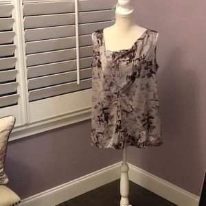 Vera Wang...Simply Vera Sleeveless Shell.